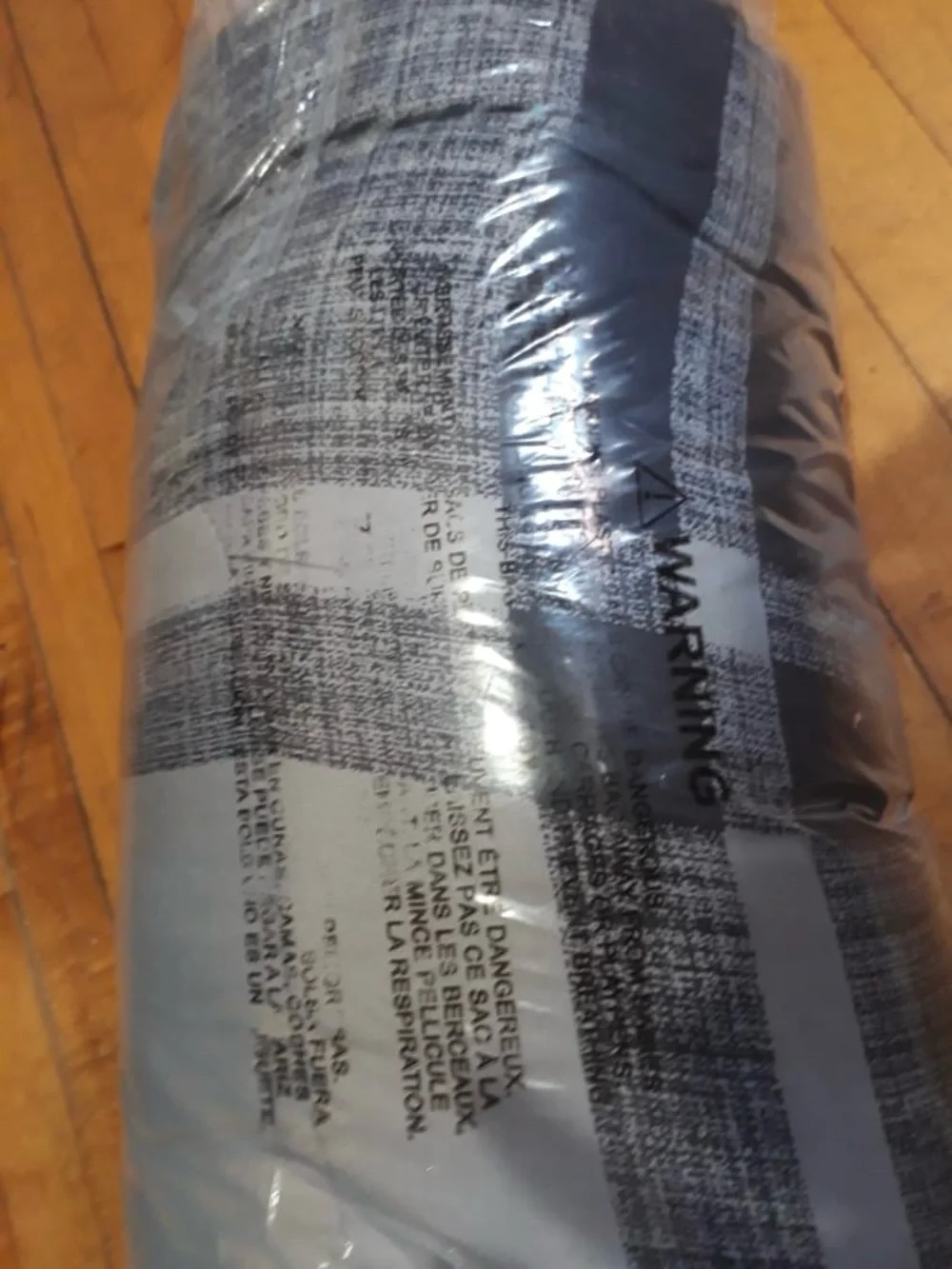 Twin XL Comforter and Sheet Set - Black and Gray